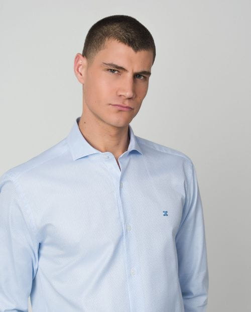 Camisa semivestir slim fit en microdibujo de algodón