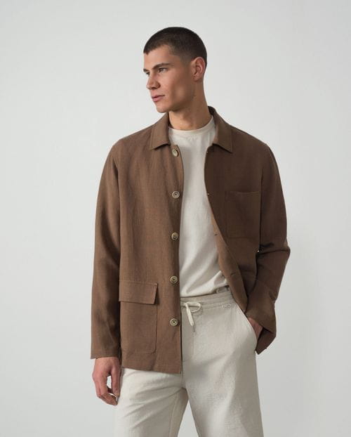 <p>Overshirt with patch pockets in plain linen-tencel fabric</p>