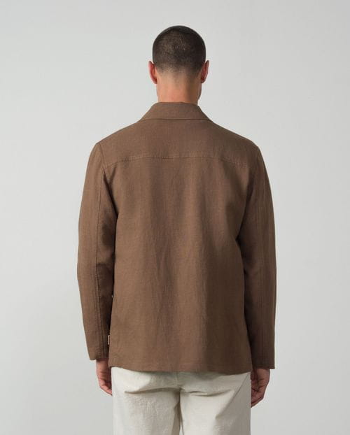 <p>Overshirt with patch pockets in plain linen-tencel fabric</p>