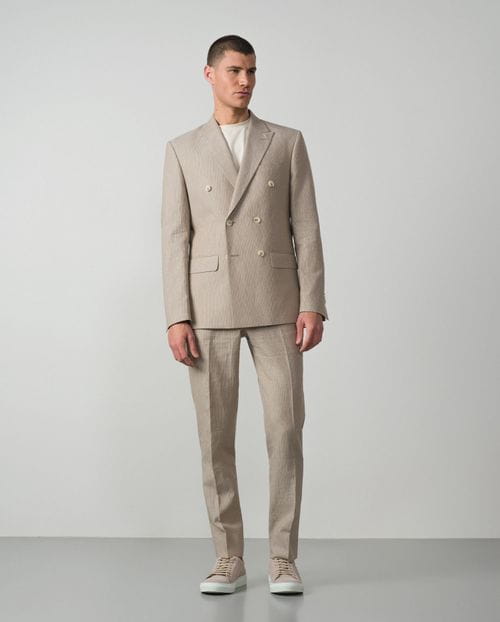<p>Traje cruzado<em> slim fit</em> de rayas finas en lino-algodón</p>