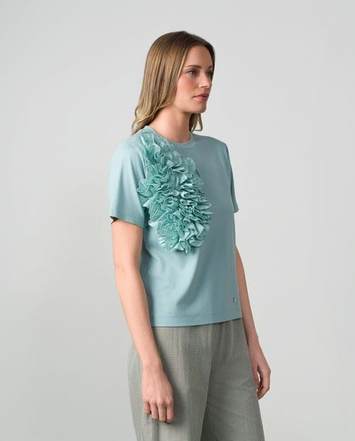 Camiseta de punto de viscosa con aplicación en popelín de algodón