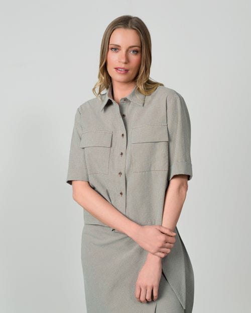 Camisa 'boxy' de manga corta en cuadro vichy
