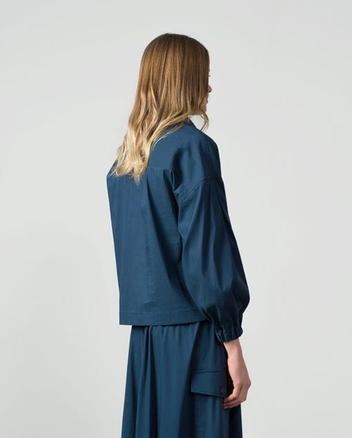 Overshirt in cotton poplin with rubberized snaps