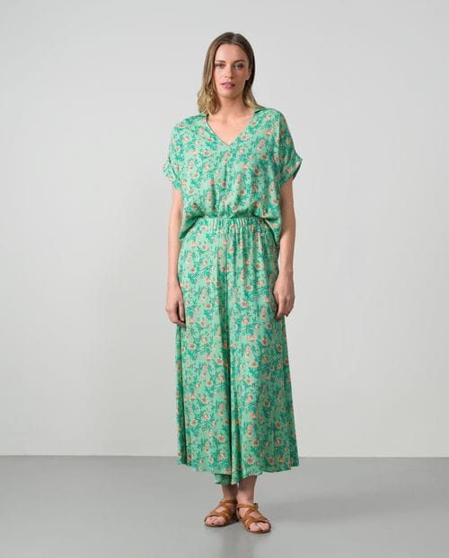 Pantalón ancho de cintura elástica en viscosa rústica estampada