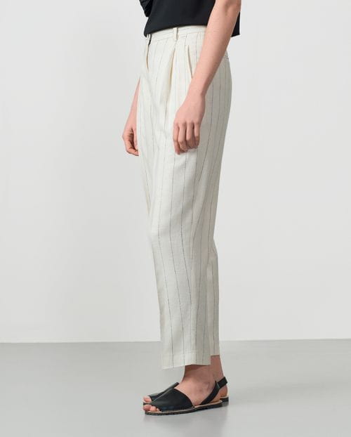 Barrel pleated trousers in linen-viscose pinstripe