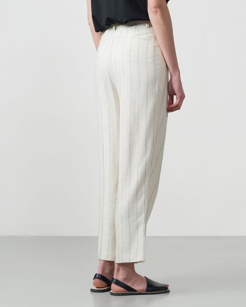 Barrel pleated trousers in linen-viscose pinstripe